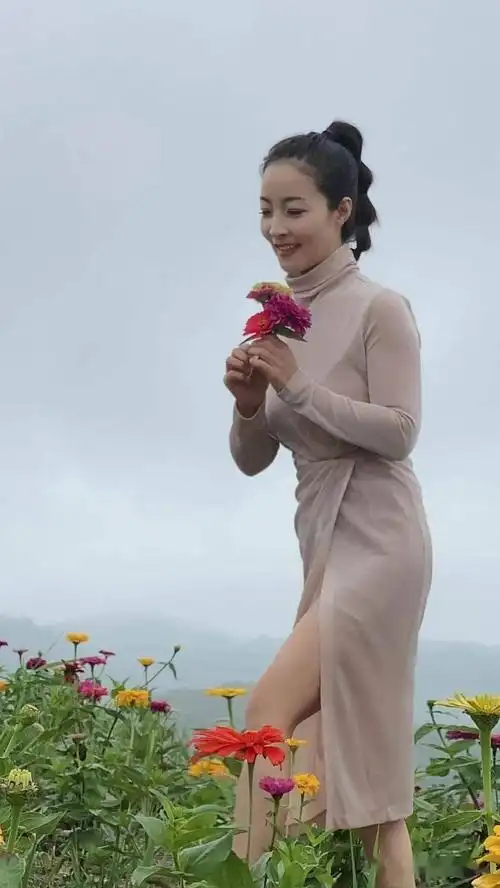 每天一歌||王小妮&贺东新歌《忘不了你》全网上线了!_手机搜狐网