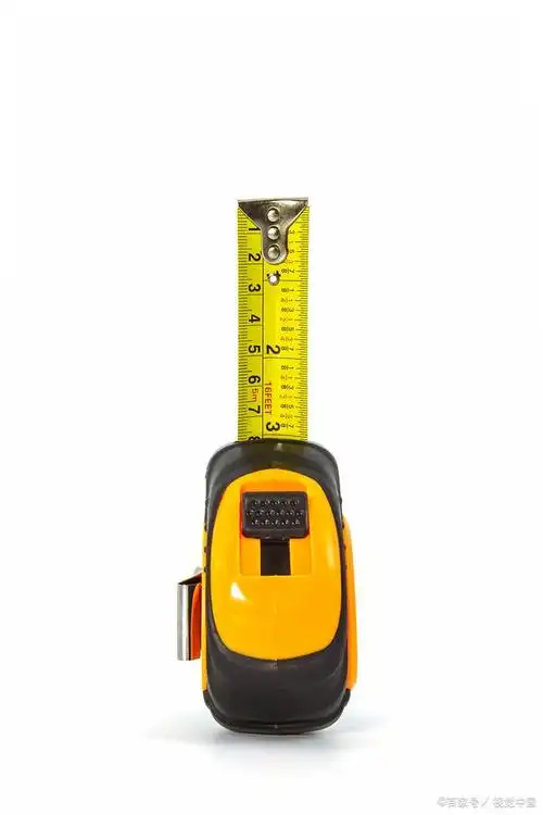 在选择水平仪时,品牌,精度和光线强度都是非常重要的考虑因素.