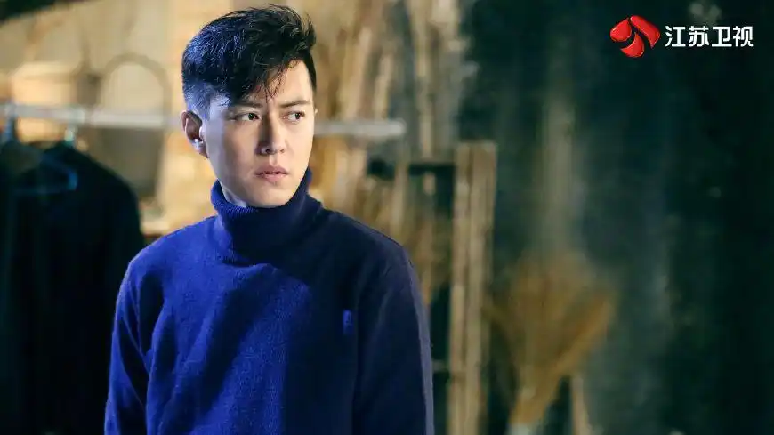 靳东谈"齐本安"角色:需要让悬在半空中的