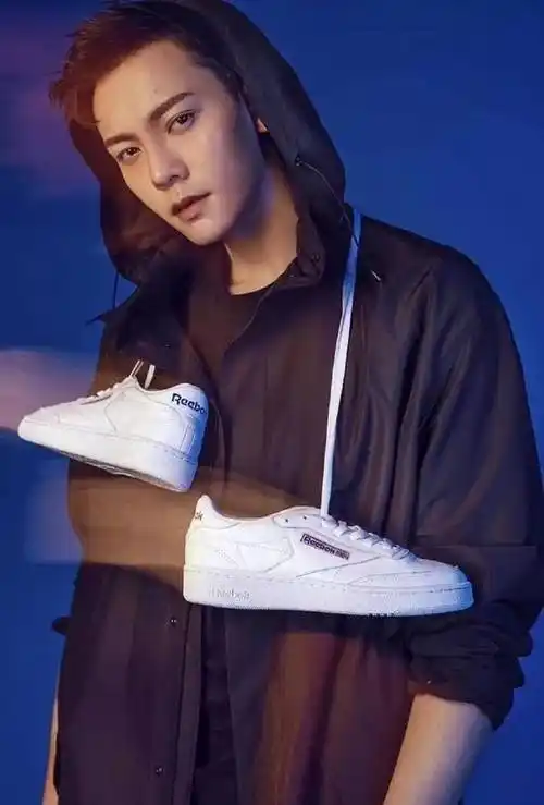 陈伟霆太帅了!锐步的图都拍得像大片!