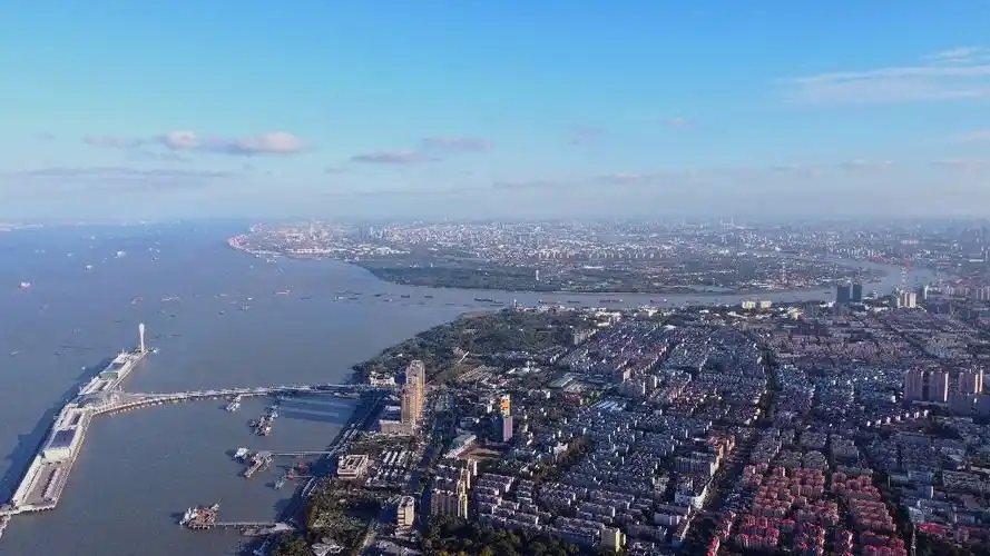 长滩观光塔航拍宝山