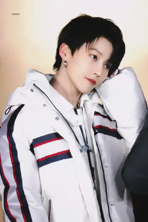 刘雨昕首张个人专辑xanadu