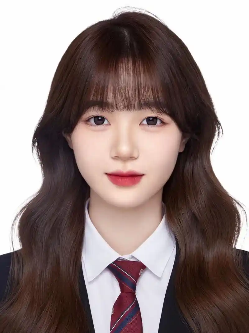 终于7515拍出了超满意的韩系证件照9693 我目前拍的证件照中