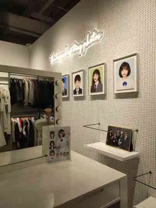 天真蓝照相馆(漕河泾印象城店)-"早闻天真蓝拍的证件照,入学照都非常