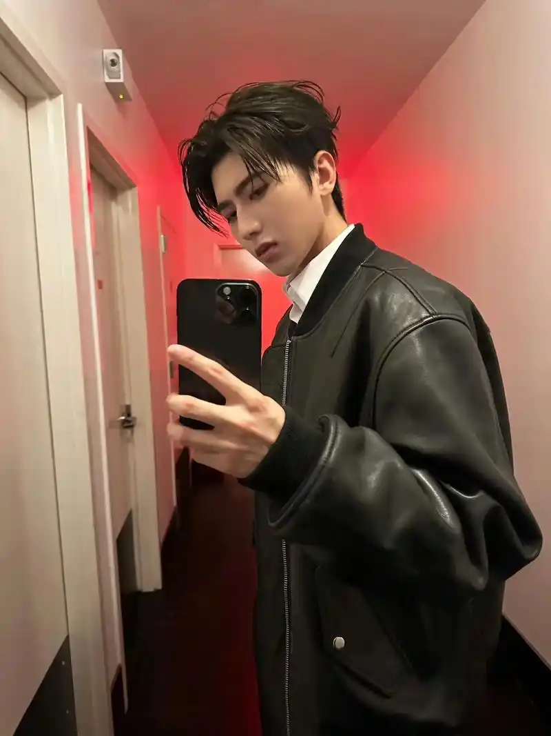 77张kun照片蔡徐坤fyp185大帅哥ins