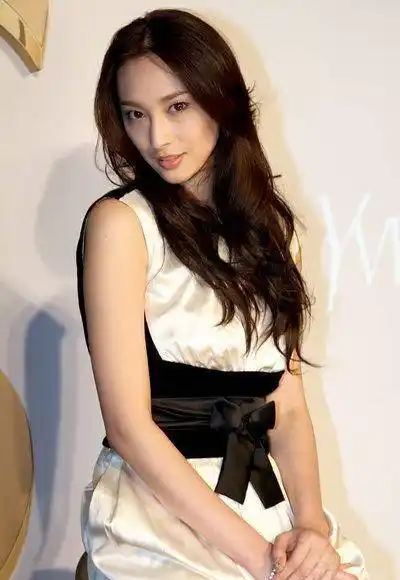 中国的几位混血明星 她是大众眼中最漂亮的演员_美女_梁洛施_混血儿