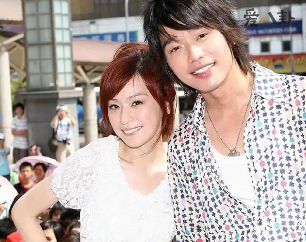 王心凌张栋梁在一起过吗起底2人私下关系现在还联系吗