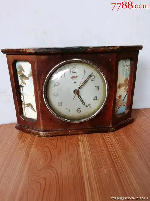 怀旧老物件金鸡牌原装木壳手绘山水画机械闹钟,钟表_价格200元_第1张