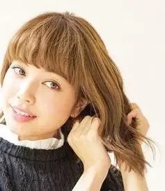 国庆发型高马尾短发,短发马尾辫怎么扎好看