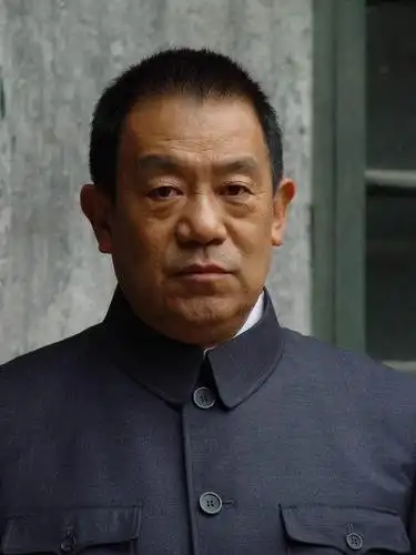 演领导干部犹如反腐利剑,老戏骨儿女也是演员,与爱妻长情50年