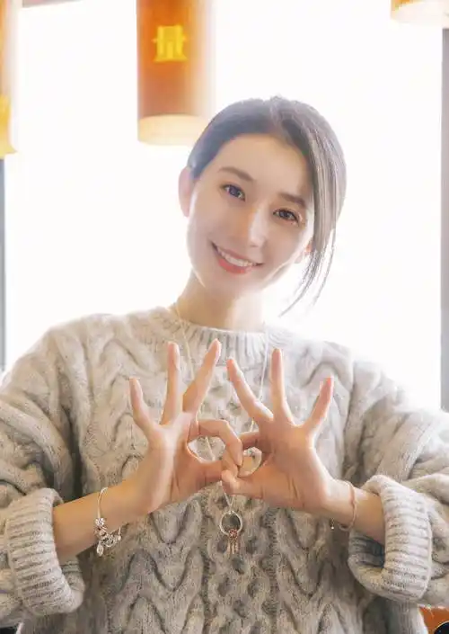 原创孙杨绯闻妻子张豆豆才貌双全代言多个品牌具备网红气质