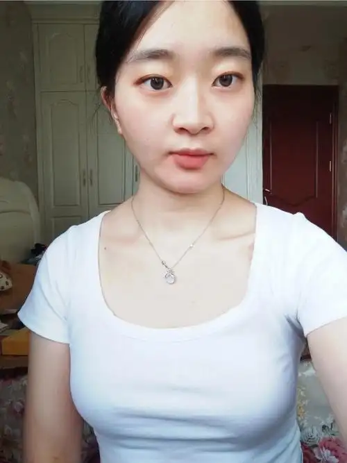 大胸姐妹赶紧冲舒服到不想脱掉