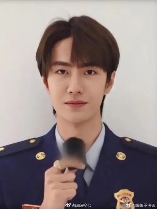 这些神仙颜值的证件照我心动了