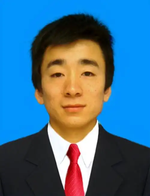 求大神在线帮我制作5寸免冠证件照片 ,谢谢.着急用.