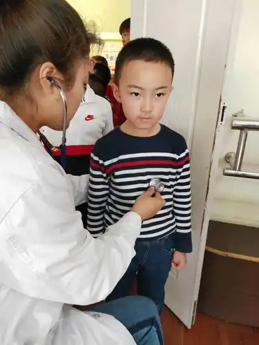 【太航幼儿园】朵b班 《健康体检,快乐成长》