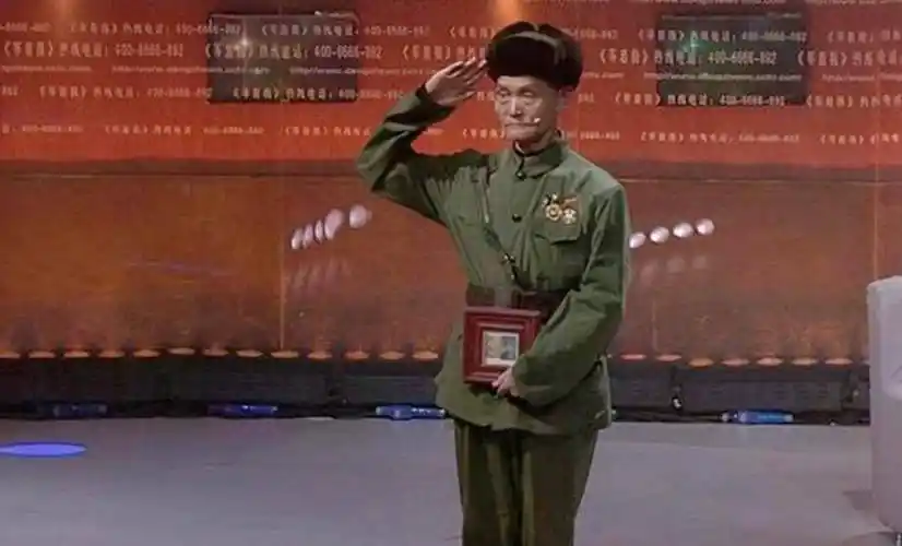 原创苦寻首长60载老兵肖楚荣叫我一辈子小鬼我叫您一辈子首长