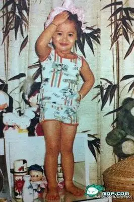 张柏芝小时候好漂亮照片张柏芝为什么叫大胡子