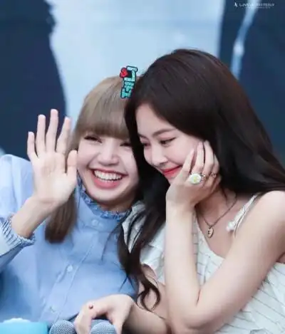 jennie&lisa