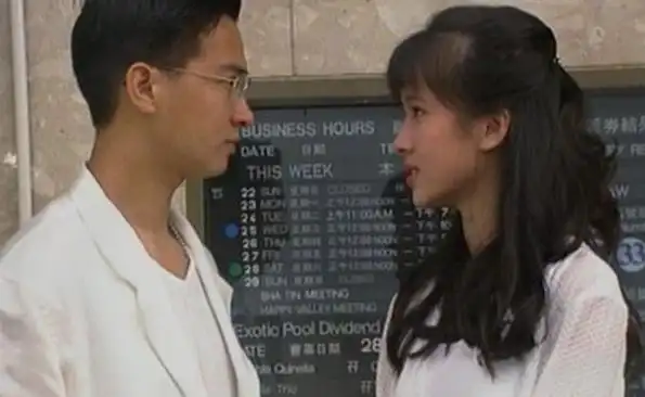 17岁迷倒张家辉,长着一张初恋脸,却为嫁豪门退圈,如今活成这样_文颂娴