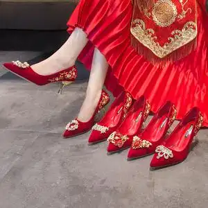 搭配秀禾服的婚鞋禾秀服中式敬酒服新娘鞋鞋子秀禾鞋婚宴鞋红色女