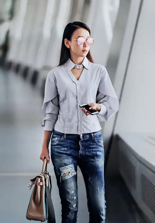 毛俊杰的几组穿搭好身材凹凸有致让人移不开眼