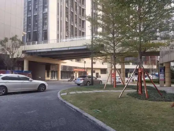 南宁良庆良庆镇天誉创客城二组团急租1200元 押1付1 天誉东盟创客公寓