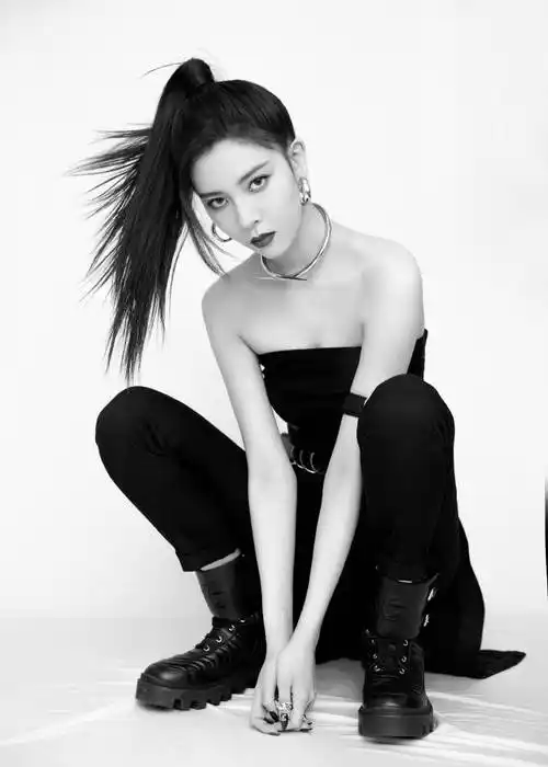 宋妍霏了,今晚《我就是演员》节目中cc谈到对自己长相有攻击性的顾虑