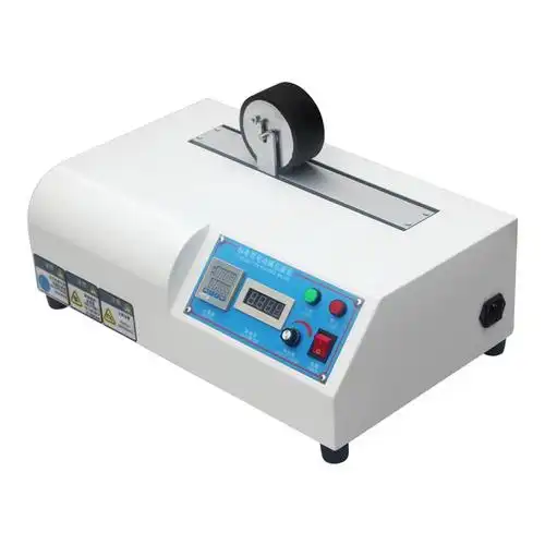 小型滚轮碾压机