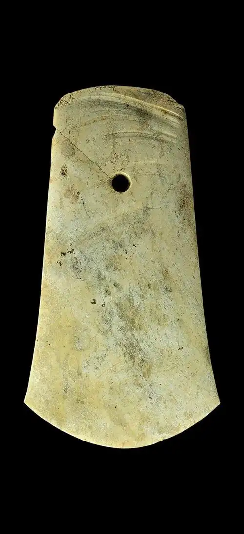 凌家滩遗址出土的精美玉器