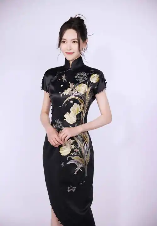 唐嫣穿上旗袍瞬间变成最美仙女!_魅力_气质_舞台