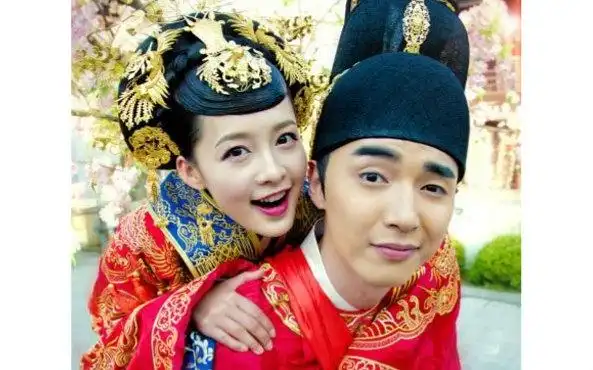 倾世夫妇《庐州月》李沁&金世佳