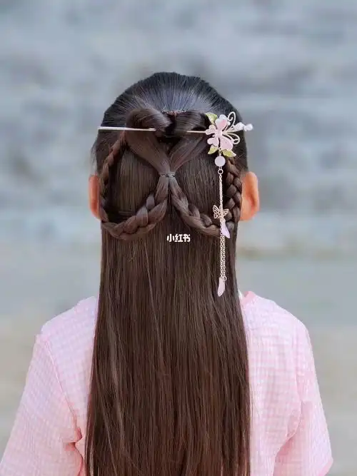 又一款手残党也能扎的汉服发型