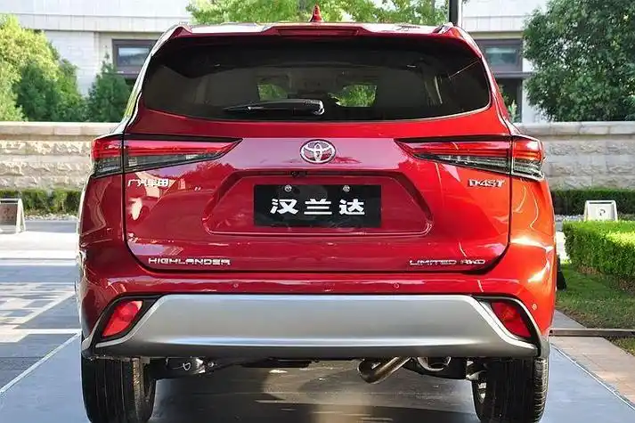 丰田suv12万左右的车