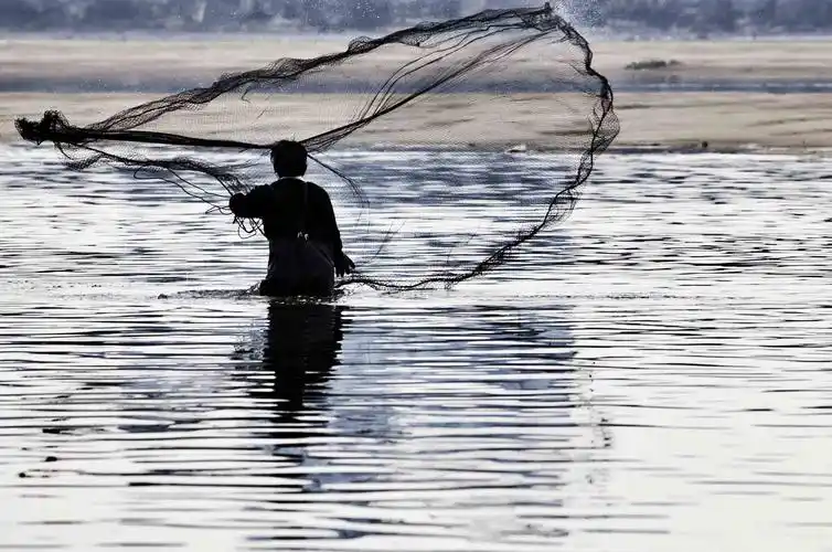 【原创】南阳白河撒网打鱼人