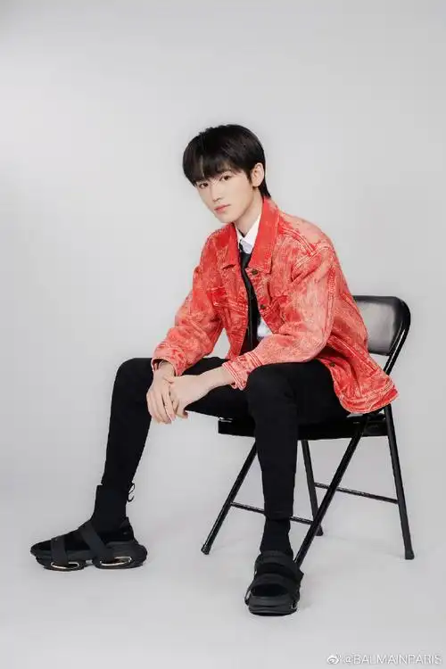 时代少年团-宋亚轩搭配#balmain bbold#运动鞋出席#王牌对王牌#节目