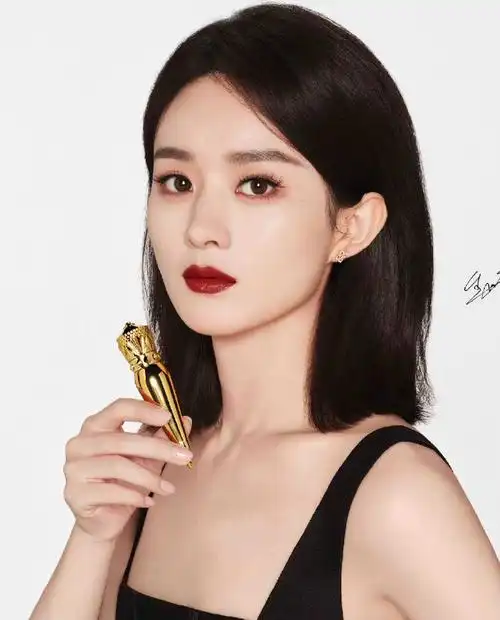 赵丽颖短发黑吊带大片##赵丽颖短发黑吊带造型