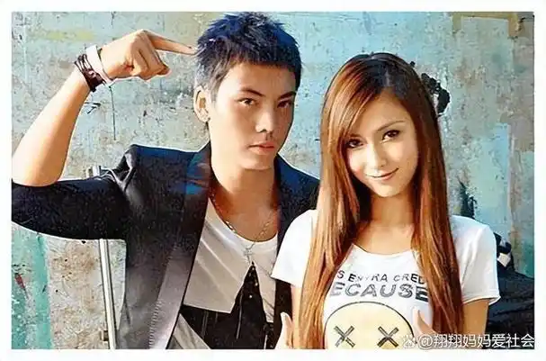 不过baby在见不到面的时候,在事业上跑赢了陈伟霆罢了