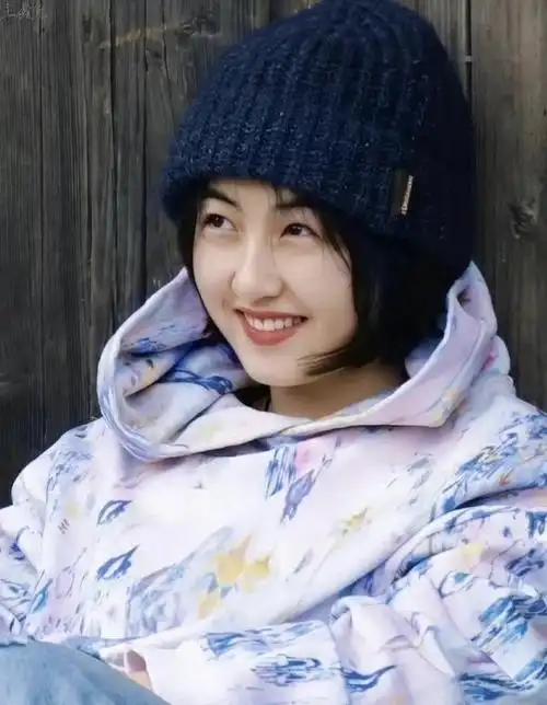 丨张子枫的笑容太治愈咯简直就是冬日阳光一样的明媚柔和