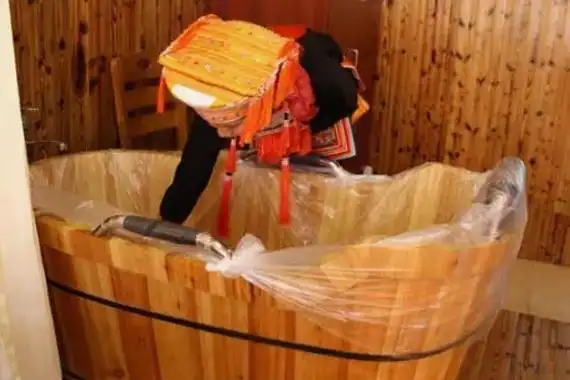 瑶浴的功效与危害女性常泡瑶浴可避免妇科病有益无害