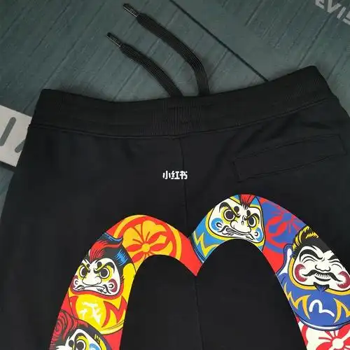 阿福男士蓬巴杜飞机头大m印花 为街装经典款加入日式复古文化_穿搭