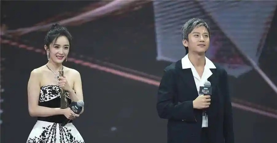 在2017年,邓超和杨幂共同出演了影视作品.