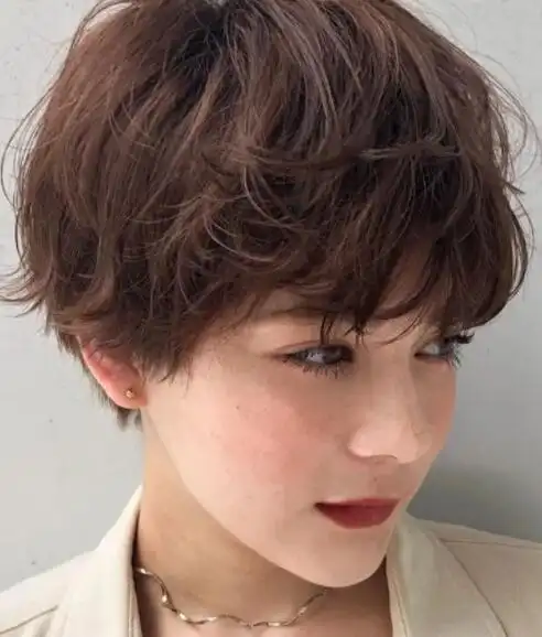 2022最火短发卷发发型高级感满满的卷发发型