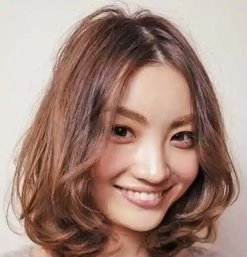 韩式中分梨花头短发图片漂亮