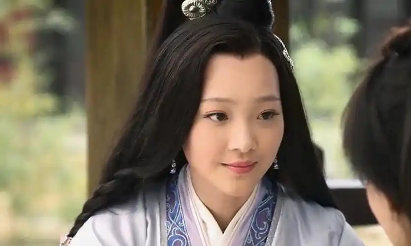 《芈月传》(2015),何杜娟饰战国楚怀王后宫妃嫔魏美人