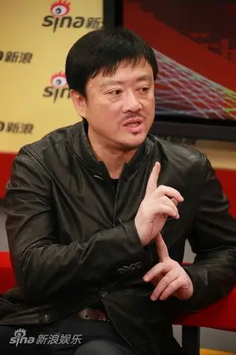 图文:《人到四十》主创做客-导演庞好