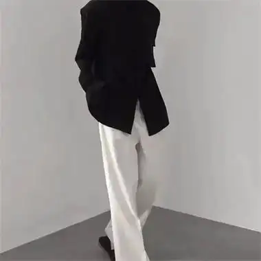 西装控不露脸气质男头像图片 高清最新2022西装扯领带男生头像