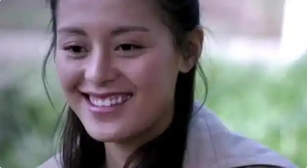 包臀裙大白腿出场就把观众看呆这才是国剧风尘女该有的颜值