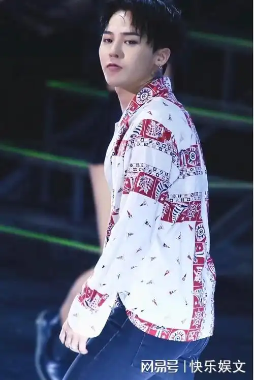 35岁知名歌手权志龙涉嫌吸毒未限制人身自由立案引发网友热议