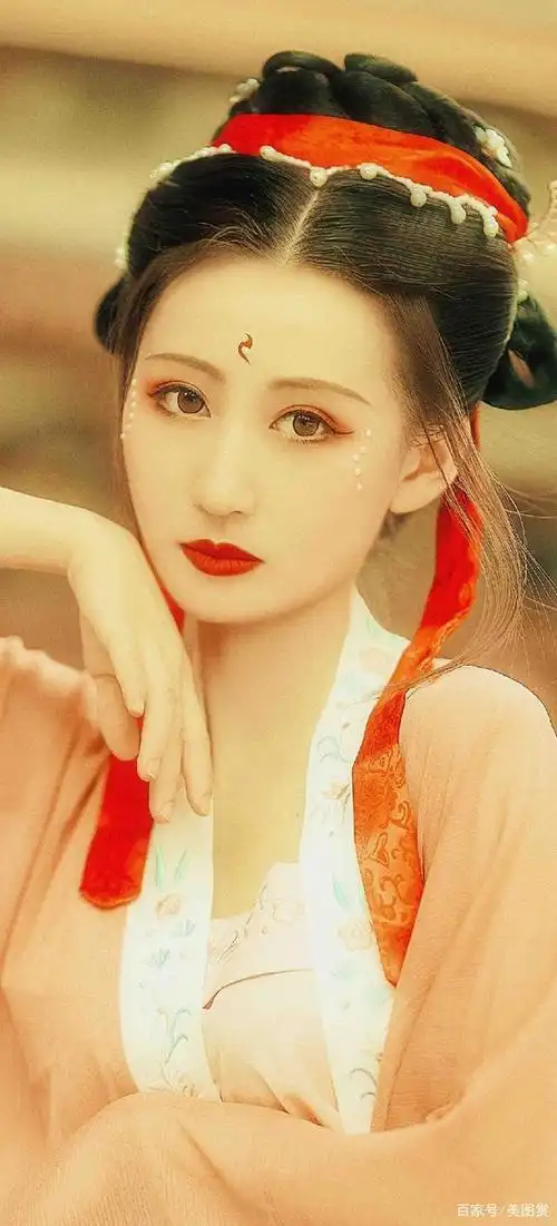 古装写真|清新漂亮的汉服美女,清新脱俗的小仙女下凡了