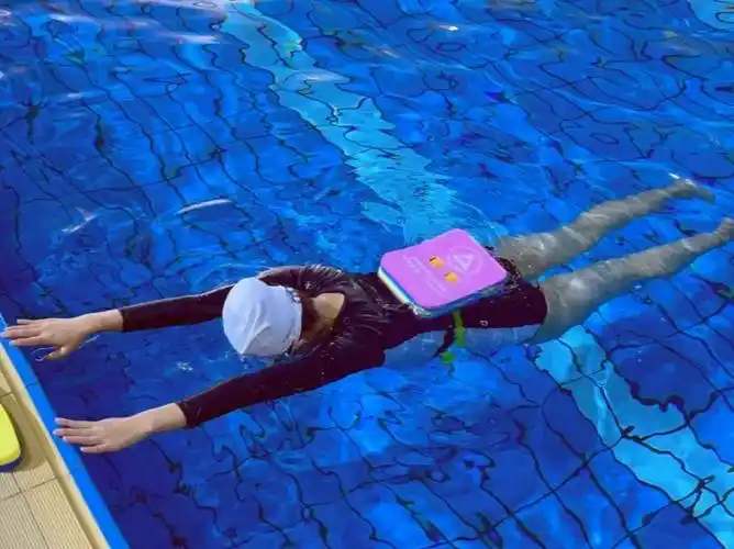 可以说是零基础学游泳的辅助神器,成人儿童通用7015初学者通过